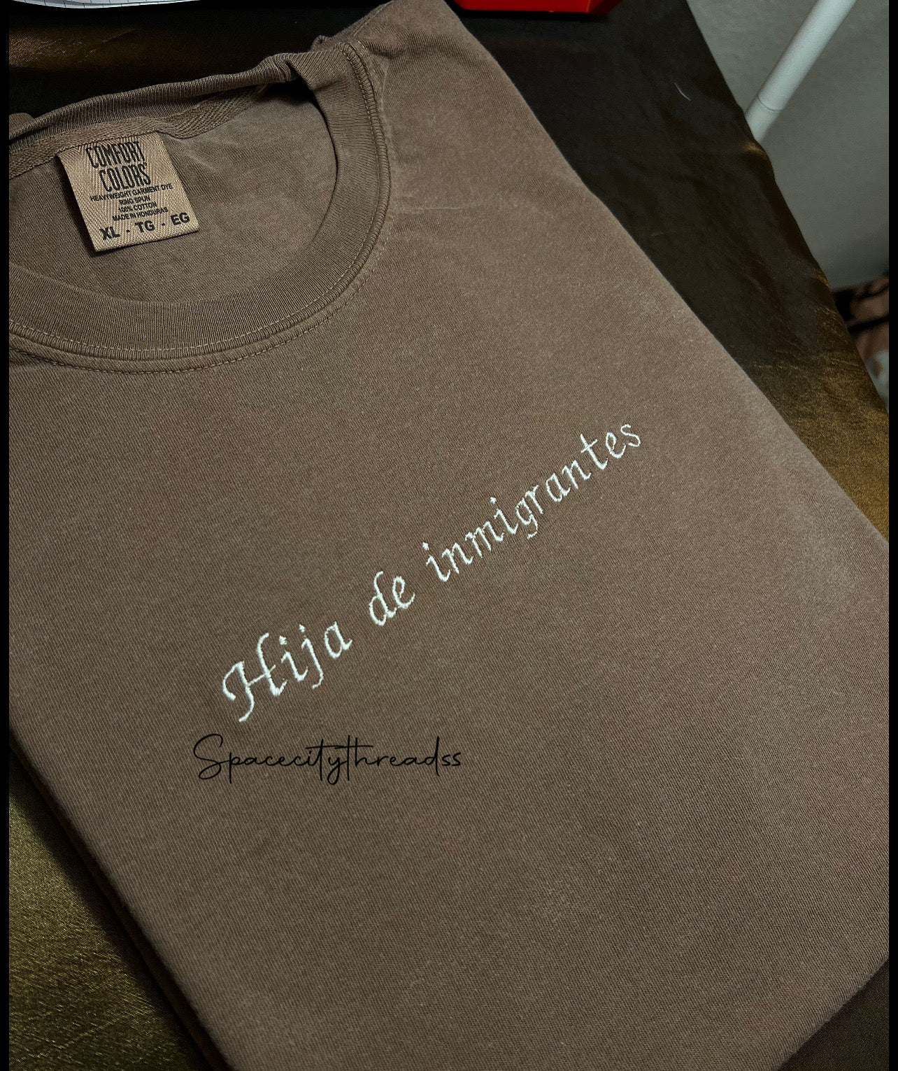 Hija de inmigrantes embroidered shirt